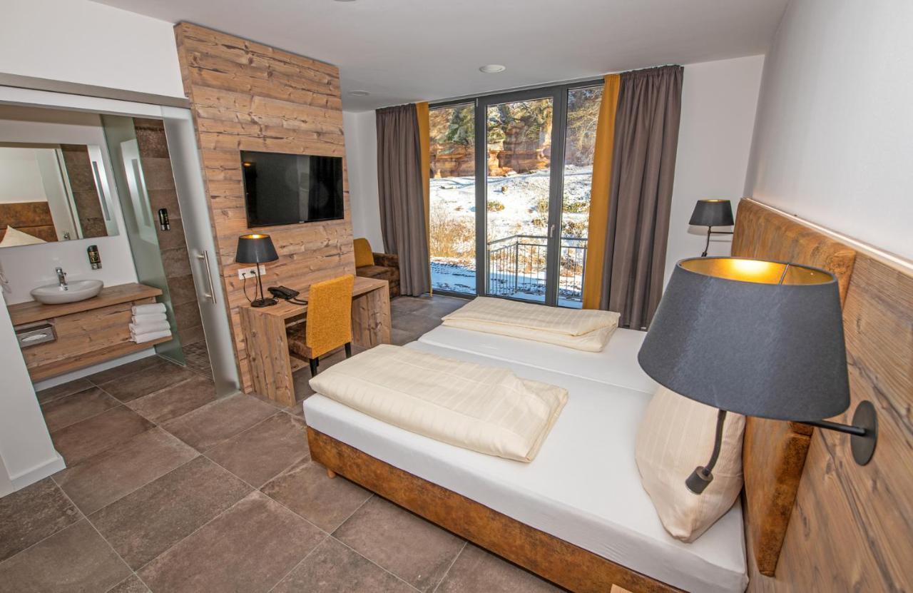 Landhotel Weihermuehle Thaleischweiler-Froschen 외부 사진