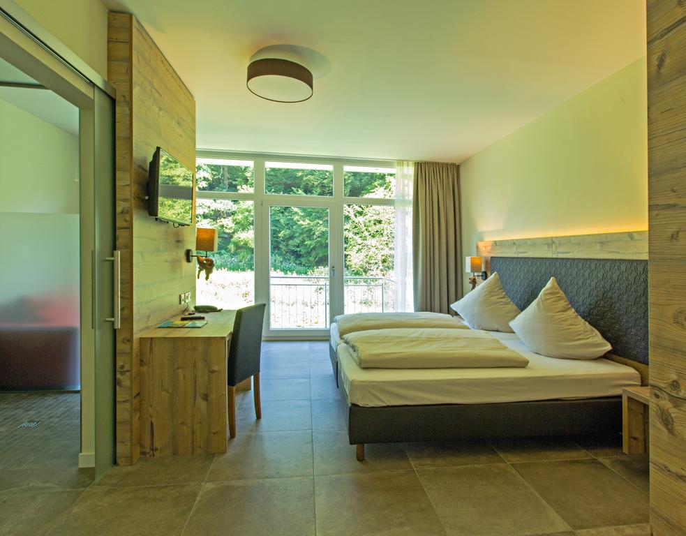 Landhotel Weihermuehle Thaleischweiler-Froschen 객실 사진