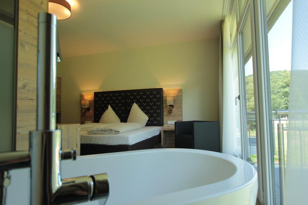 Landhotel Weihermuehle Thaleischweiler-Froschen 외부 사진